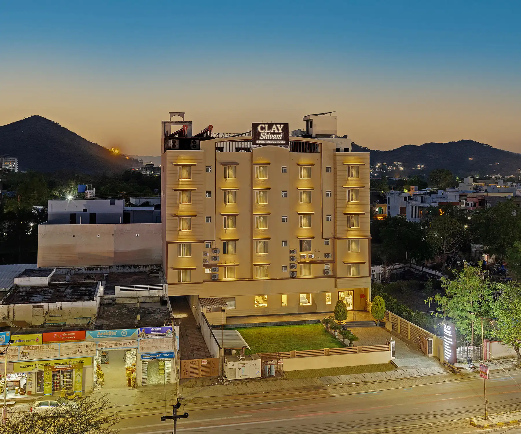 Rajasthan travel circuit starting in Udaipur — CLAY Shivani
